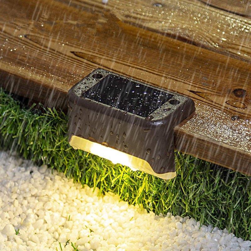 Pathora | (4 Pieces) Simple Solar Light for Steps & Pathways