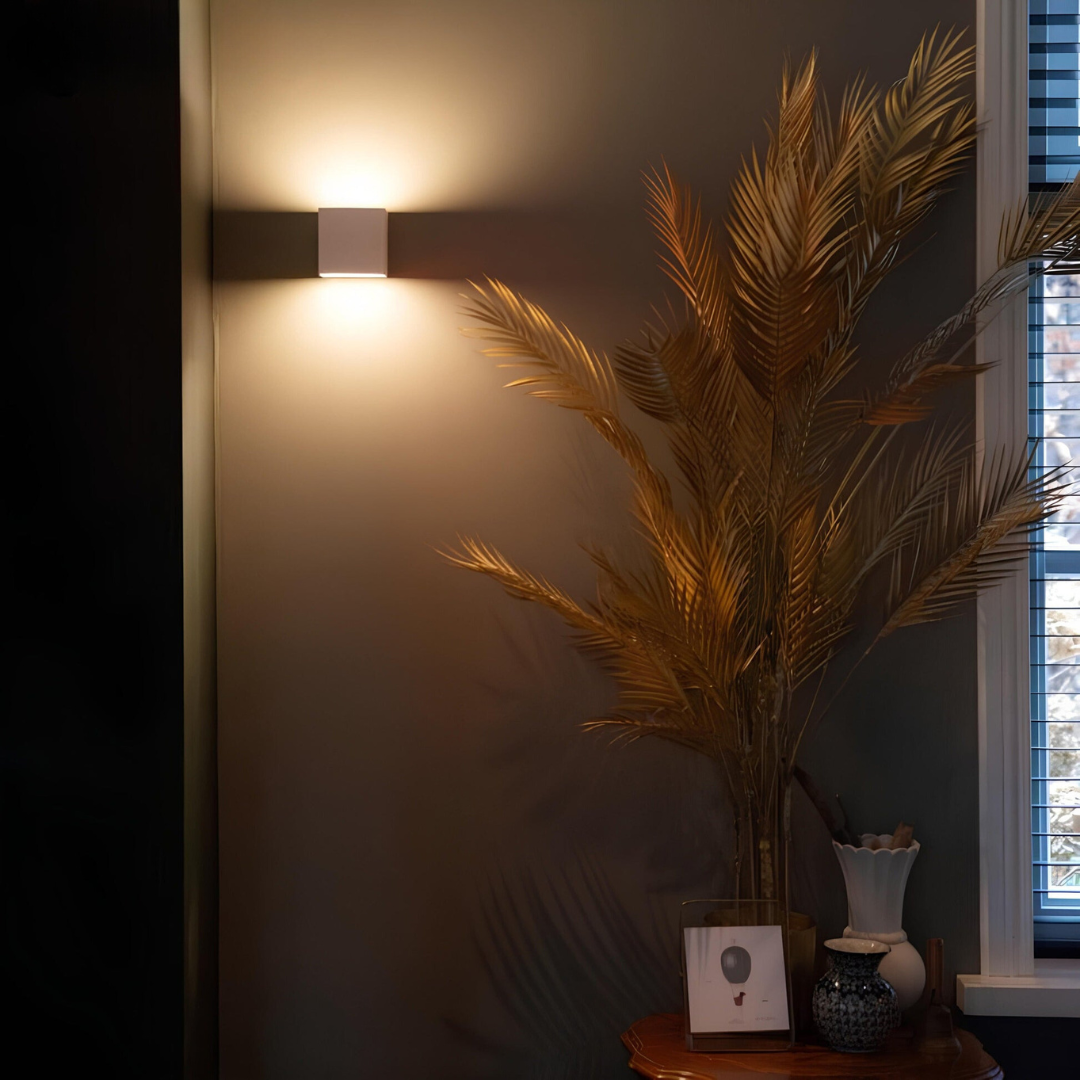 Velora™ — “Glow Anywhere, No Strings Attached.”